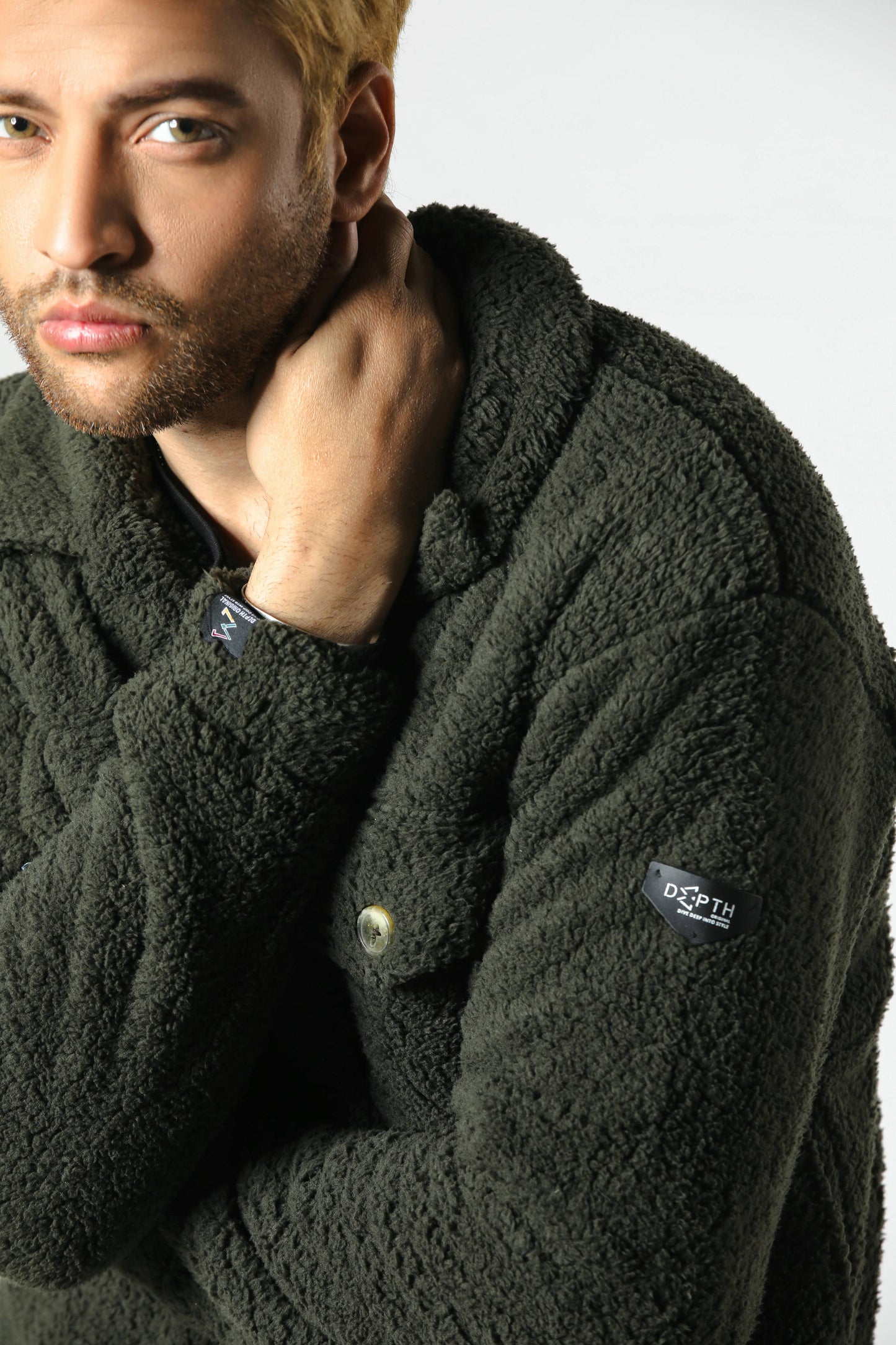 DEPTH SHERPA FUR JACKET (OLIVE)