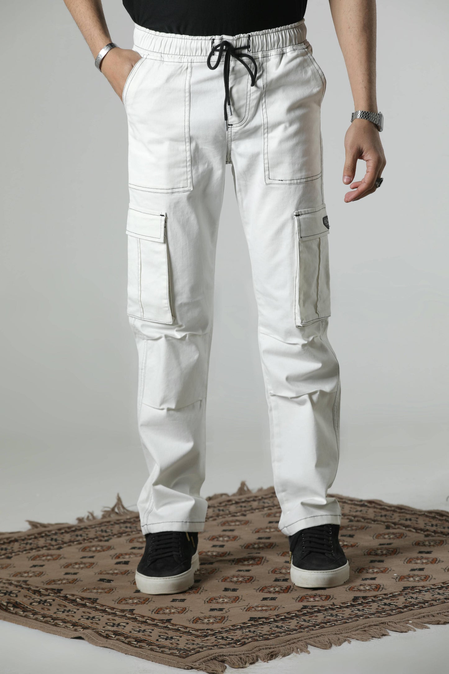 CONTRAST STITCH CARGO TROUSER (OFF-WHITE)